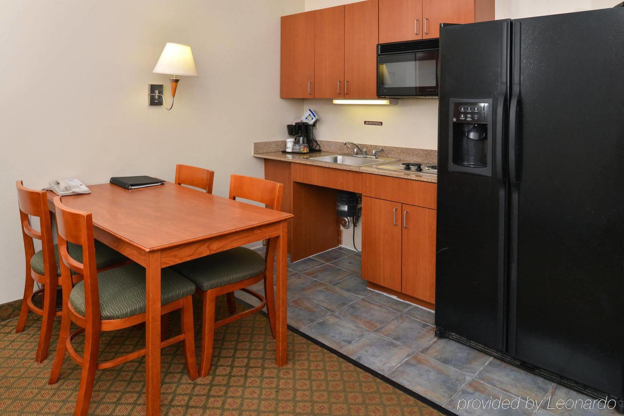 Holiday Inn Express Hotel & Suites Southfield - Detroit, An Ihg Hotel Exterior foto